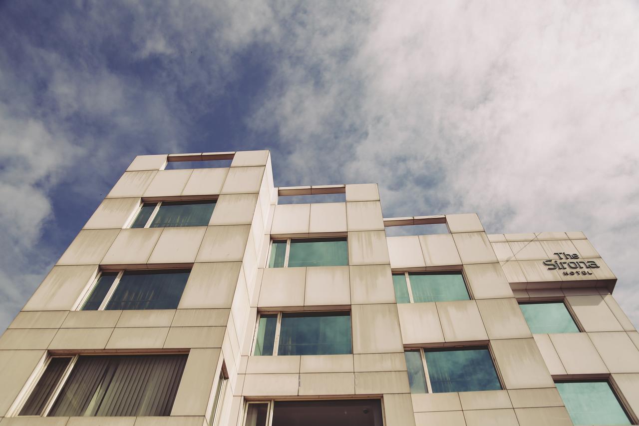 The Sirona Hotel Pune Exterior foto