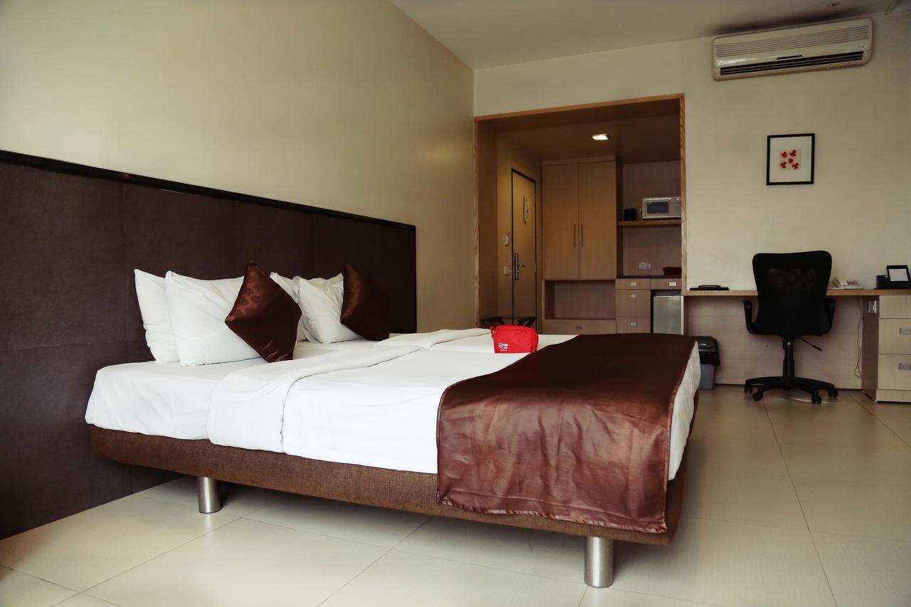 The Sirona Hotel Pune Exterior foto