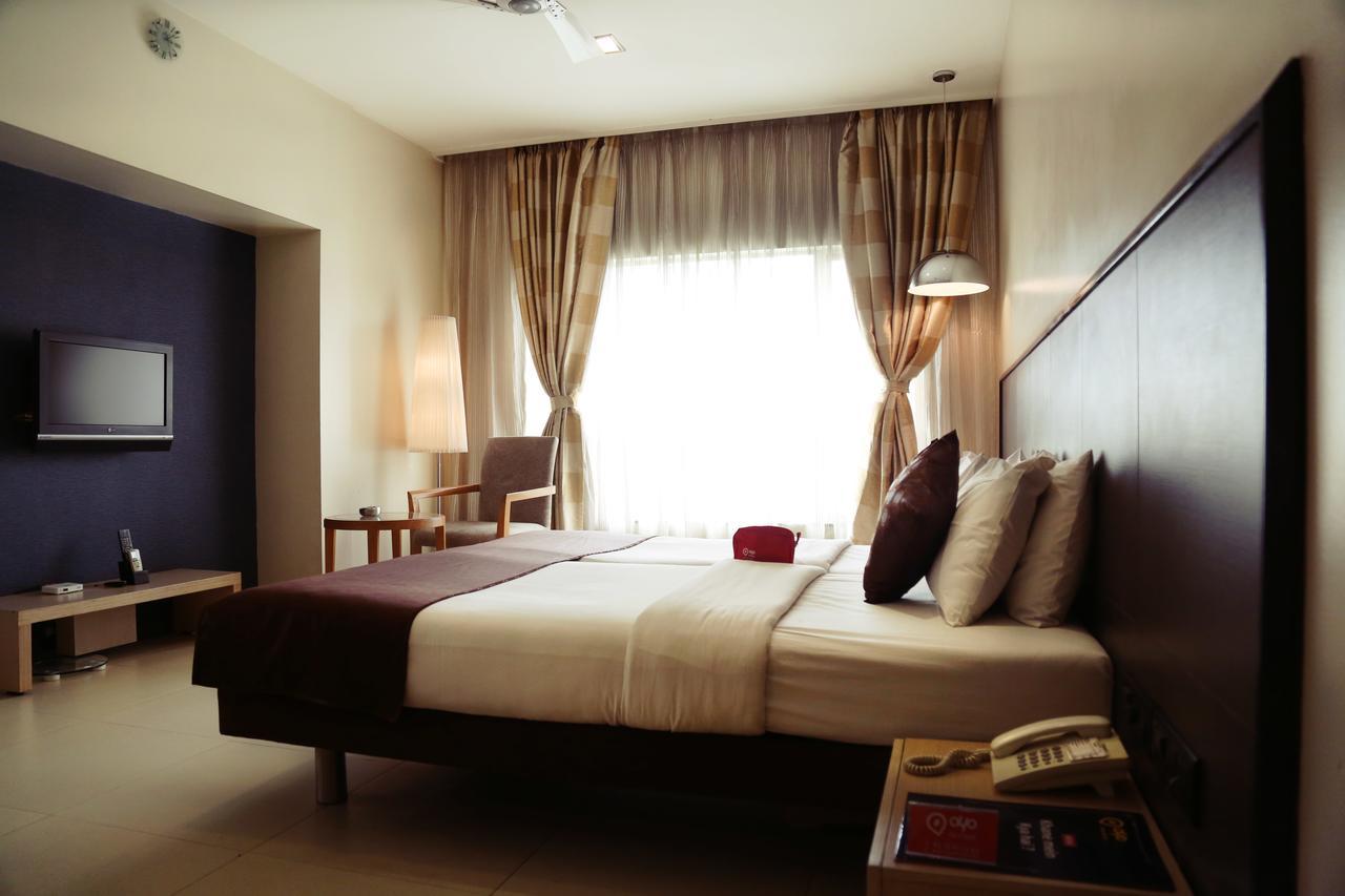 The Sirona Hotel Pune Exterior foto
