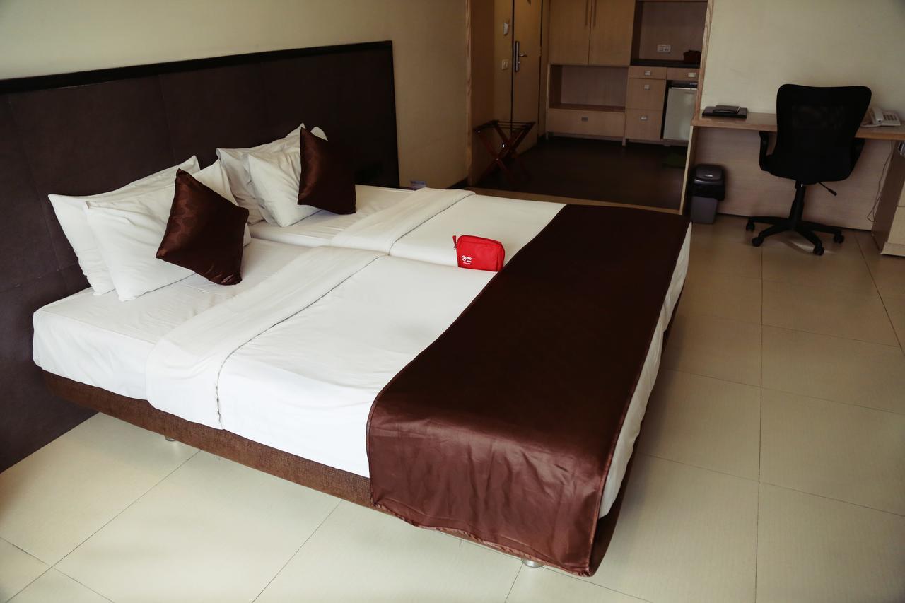 The Sirona Hotel Pune Exterior foto
