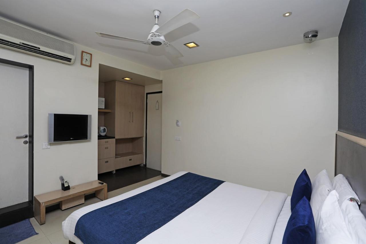 The Sirona Hotel Pune Exterior foto